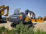 Used Volvo EC220 Hydraulic Crawler Excavator - Image 3