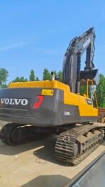 Used Volvo EC380D Crawler Excavator - Image 8