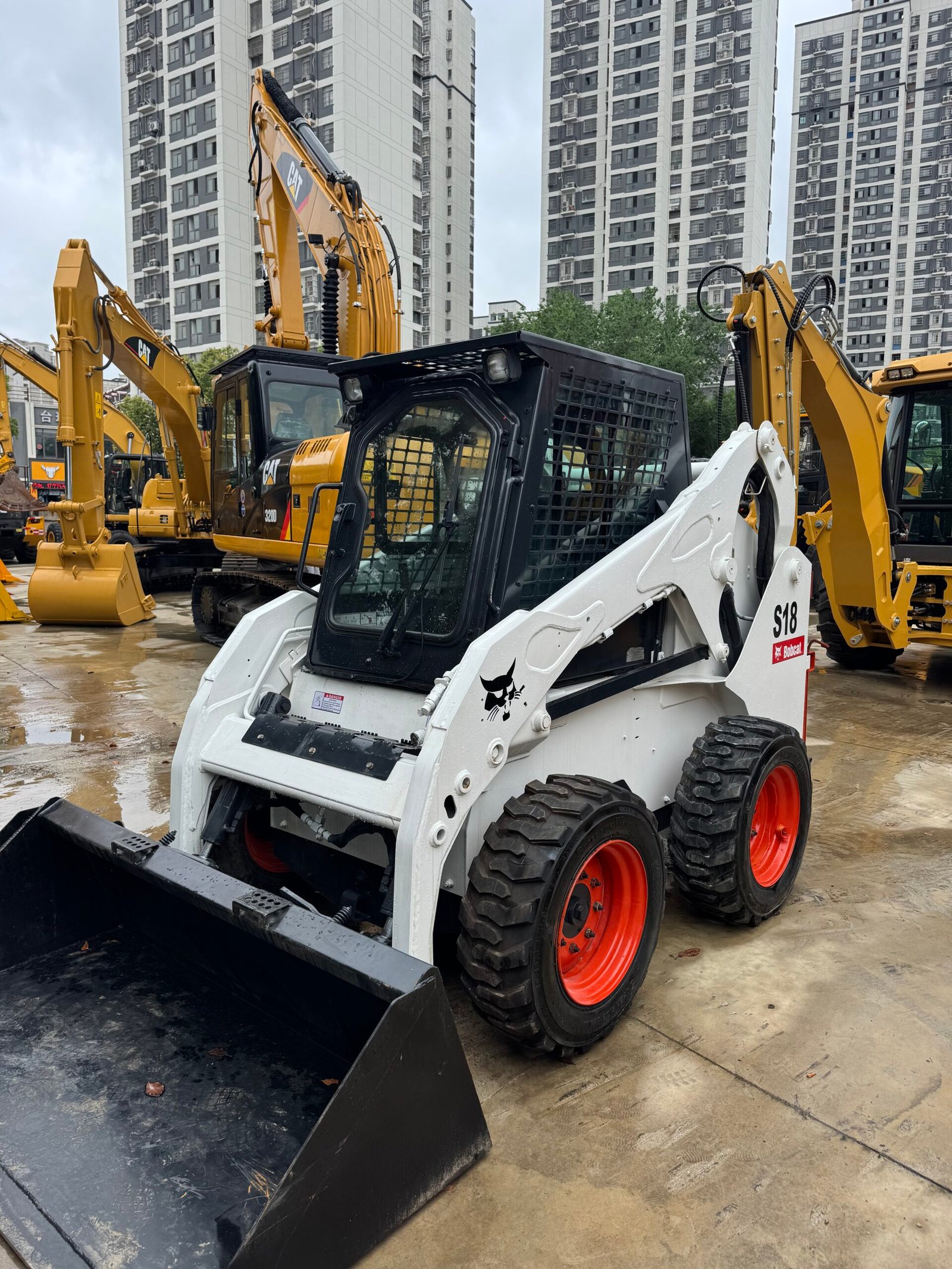 Weixin Image_20261004164338_316_14 Bobcat S18 Skid Steer Loader - Image 1