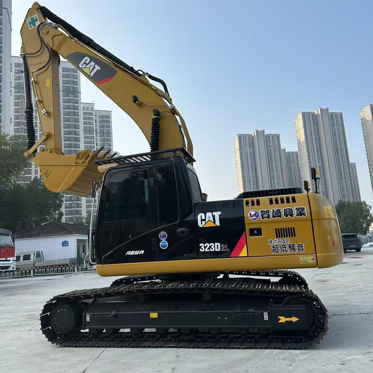 cat-323d-7.jpg Used Caterpillar 323D Excavator - Image 1