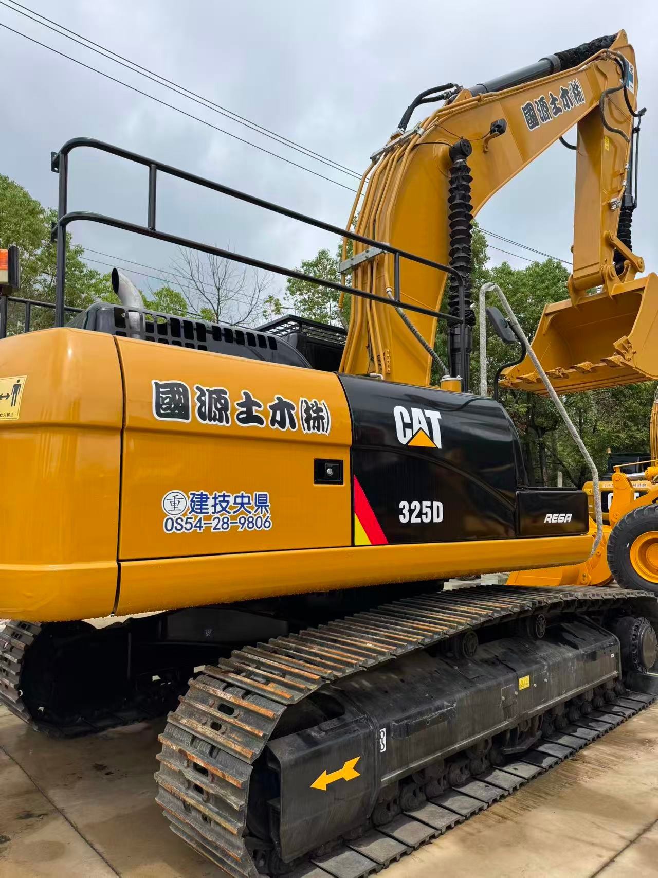 cat-325d-9.jpg Used Caterpillar 325D Excavator - Image 1
