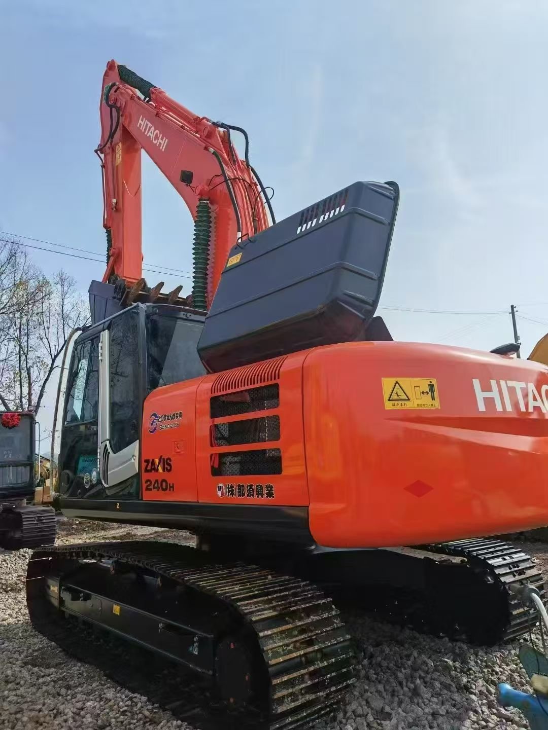 hitachi-240-6.jpg Used Hitachi ZX240LC-3 Hydraulic Excavator - Image 1