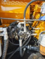 SANY SY155C Crawler Excavator - Image 8