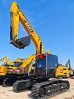 Used SANY SY215C Excavator - Image 6
