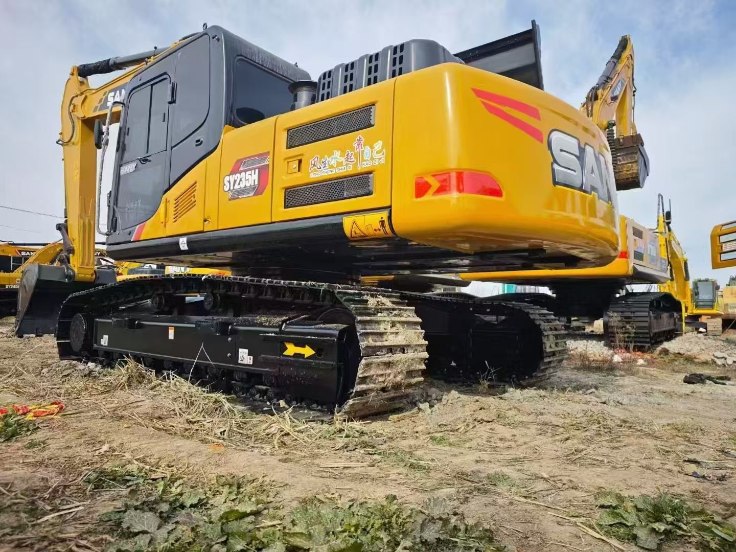 sany-235-5.jpg Used SANY SY235C Excavator - Image 1