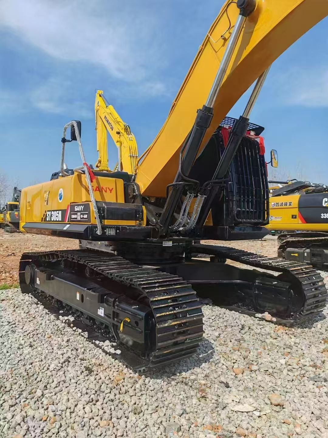 sany-305-1.jpg Used SANY SY305 Excavator - Image 1
