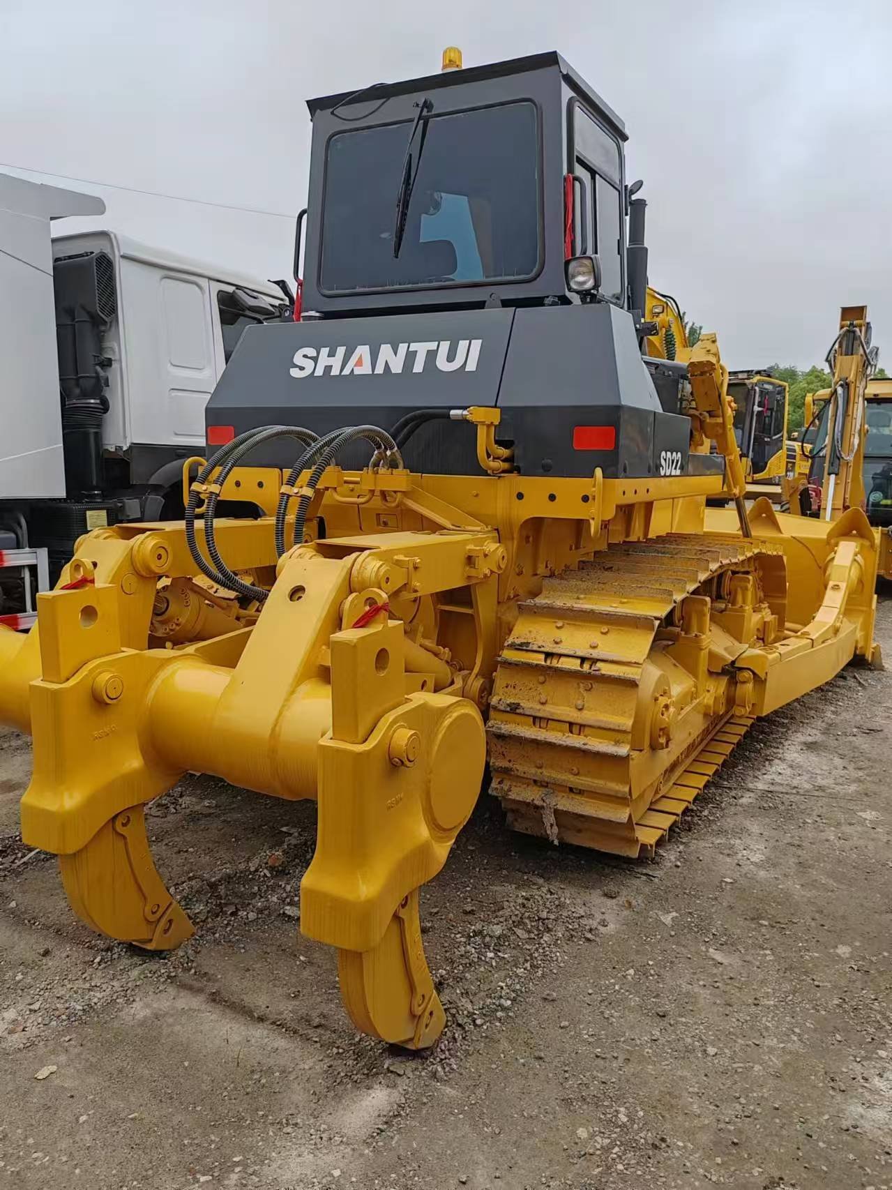 微信图片_20251015105741.jpg Used Shantui D22 Bulldozer - Image 1