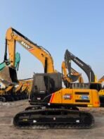 SANY SY215C Excavator - Image 2