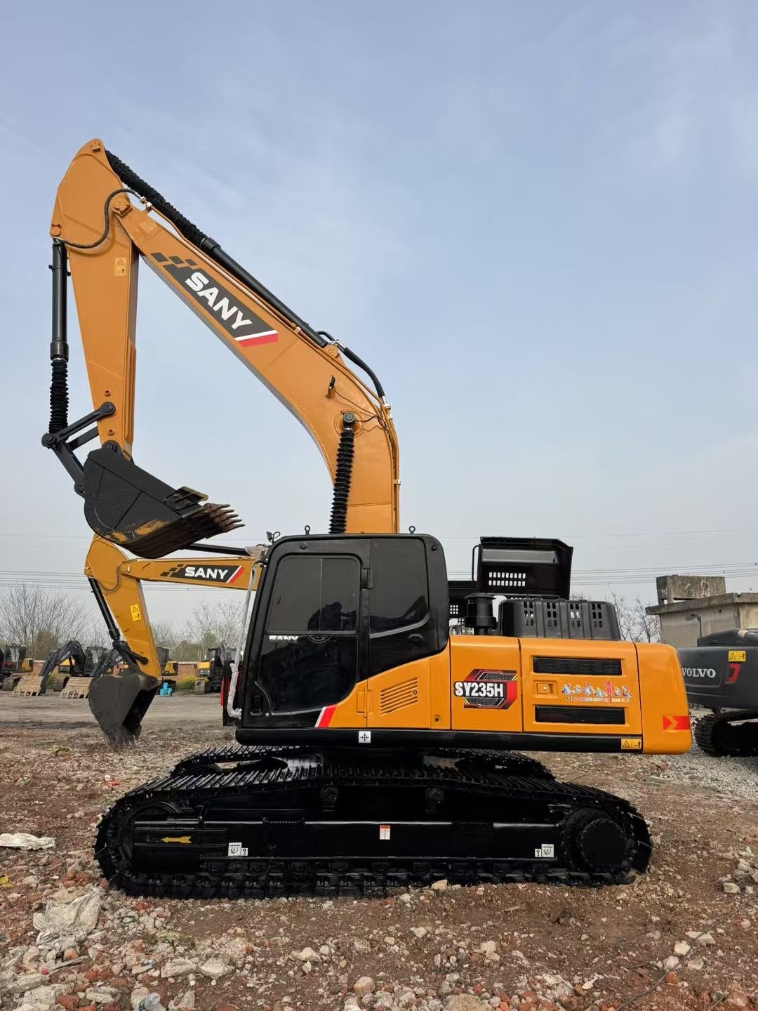 Sany sy235 (1) SANY SY235 Excavator - Image 1