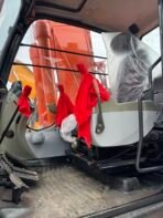 Hitachi ZAXIS 210 Excavator - Image 2