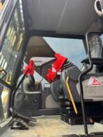 CAT 340D Excavator - Image 4
