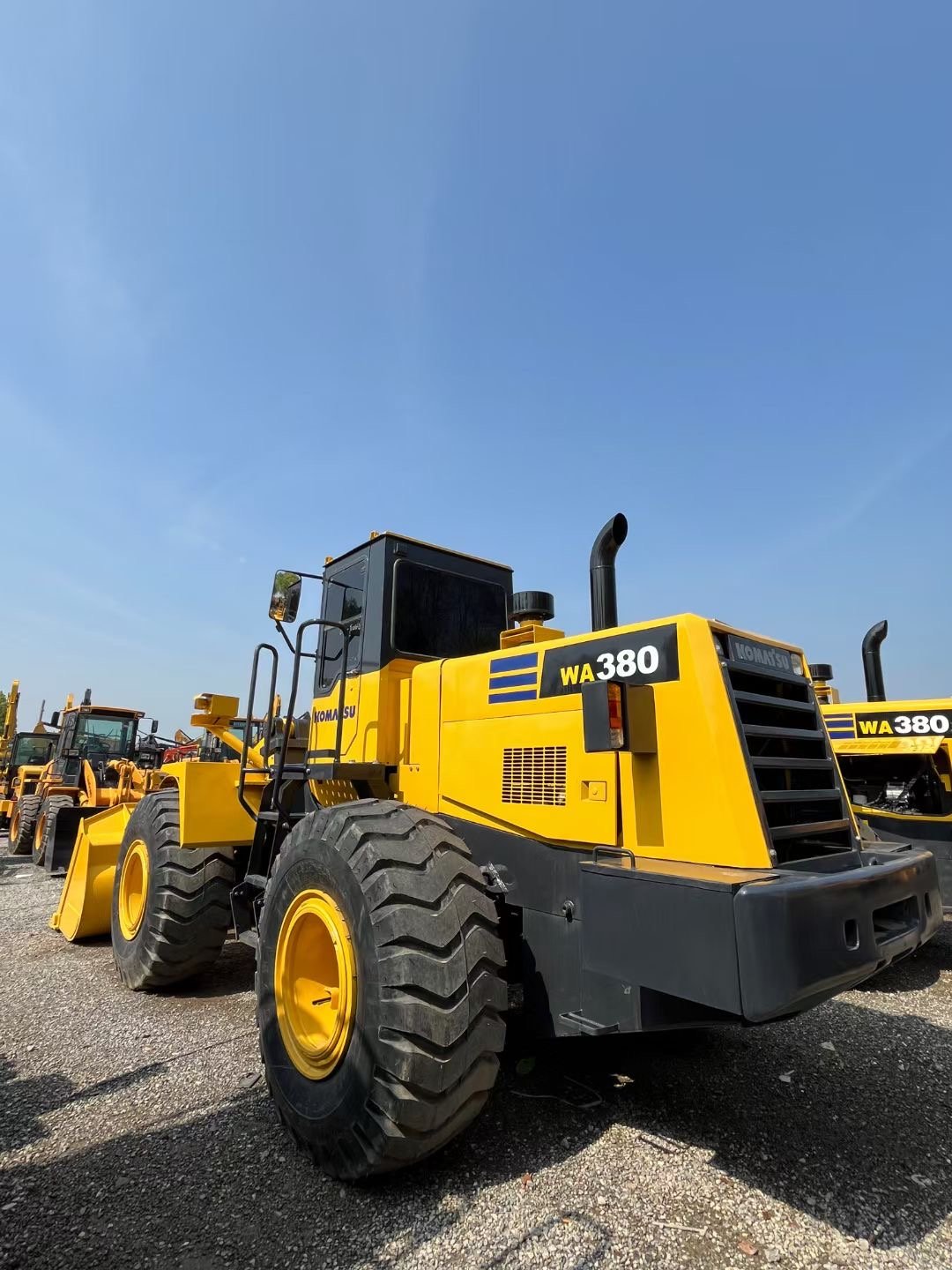 Weixin Image_20261004164536_342_14 Komatsu WA380 Wheel Loader - Image 1