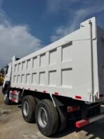 HOWO 371 Dump Truck - Image 6