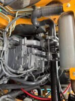 CASE SR150 Skid Steer Loader - Image 6